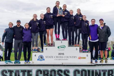 2015-state-girls-4th-place-team-podium